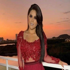 Gomita sorprende con un sexy "perreo" a ritmo de Daddy Yankee