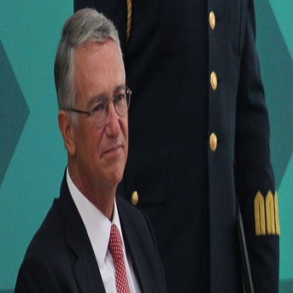 Que ahorren los trabajadores, los patrones no deben aportar a pensiones, exige Salinas Pliego
