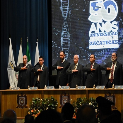 El embarazo temprano puede ocasionar deserción escolar: Narro Robles