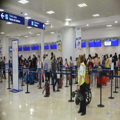 Cancún: Registran más de 91 mil visitantes vía aérea en primer mes de reactivación