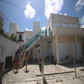 Cancún: Suspenden laboratorio por inconsistencias en pruebas PCR