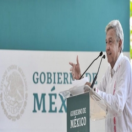 “No debemos pelearnos entre nosotros, tenemos que pelear contra la corrupción”: AMLO