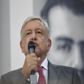 Planea AMLO nueva consulta sobre refinería en Campeche