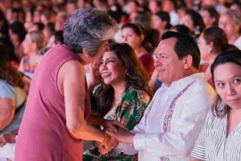 MILES DE MAMÁS CELEBRARON SU DÍA CON MÚSICA, FLORES Y ALEGRÍA EN EL GRAN PARQUE LA PLANCHA