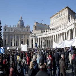 El Papa recuerda a los oprimidos que Cristo es quien libera con el amor